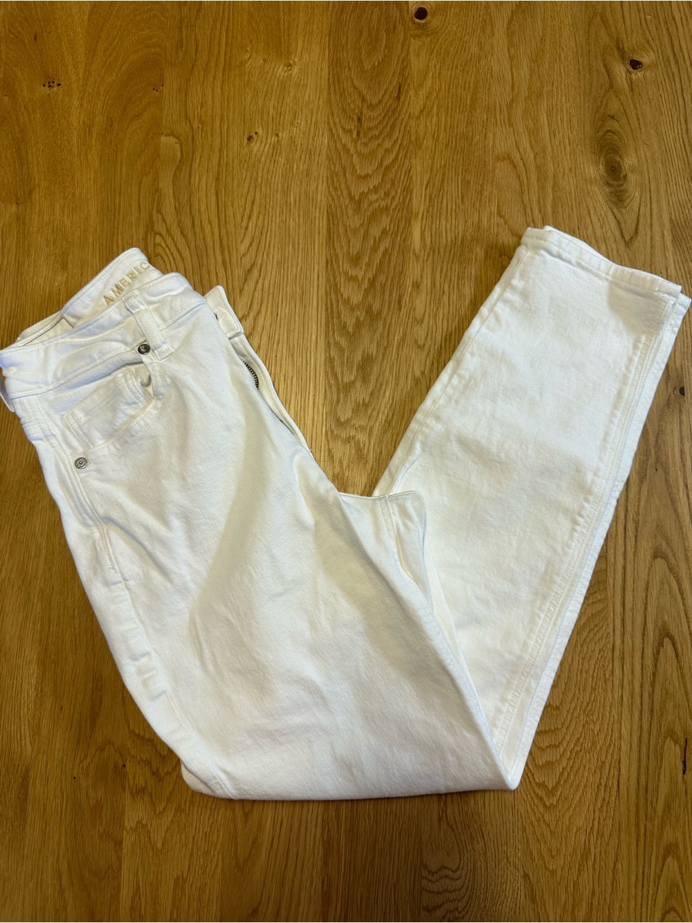 American Eagle White Women’s Jeans - Classic Straight Fit High Rise Stretch 2
